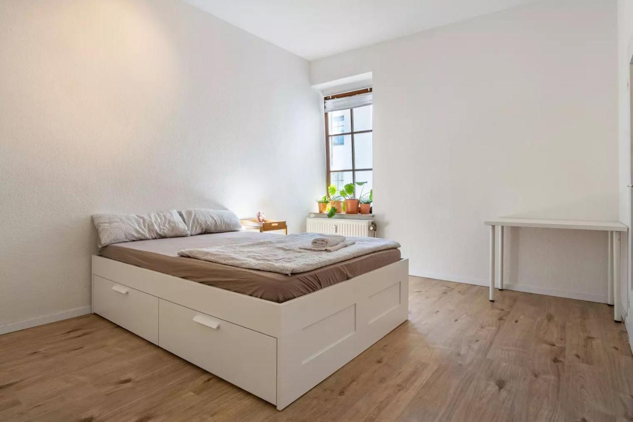 Next Home - Free Parking & Wifi - Badewanne Duisburg Exterior foto